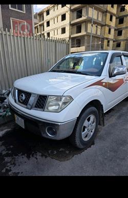 نيسان نافارا